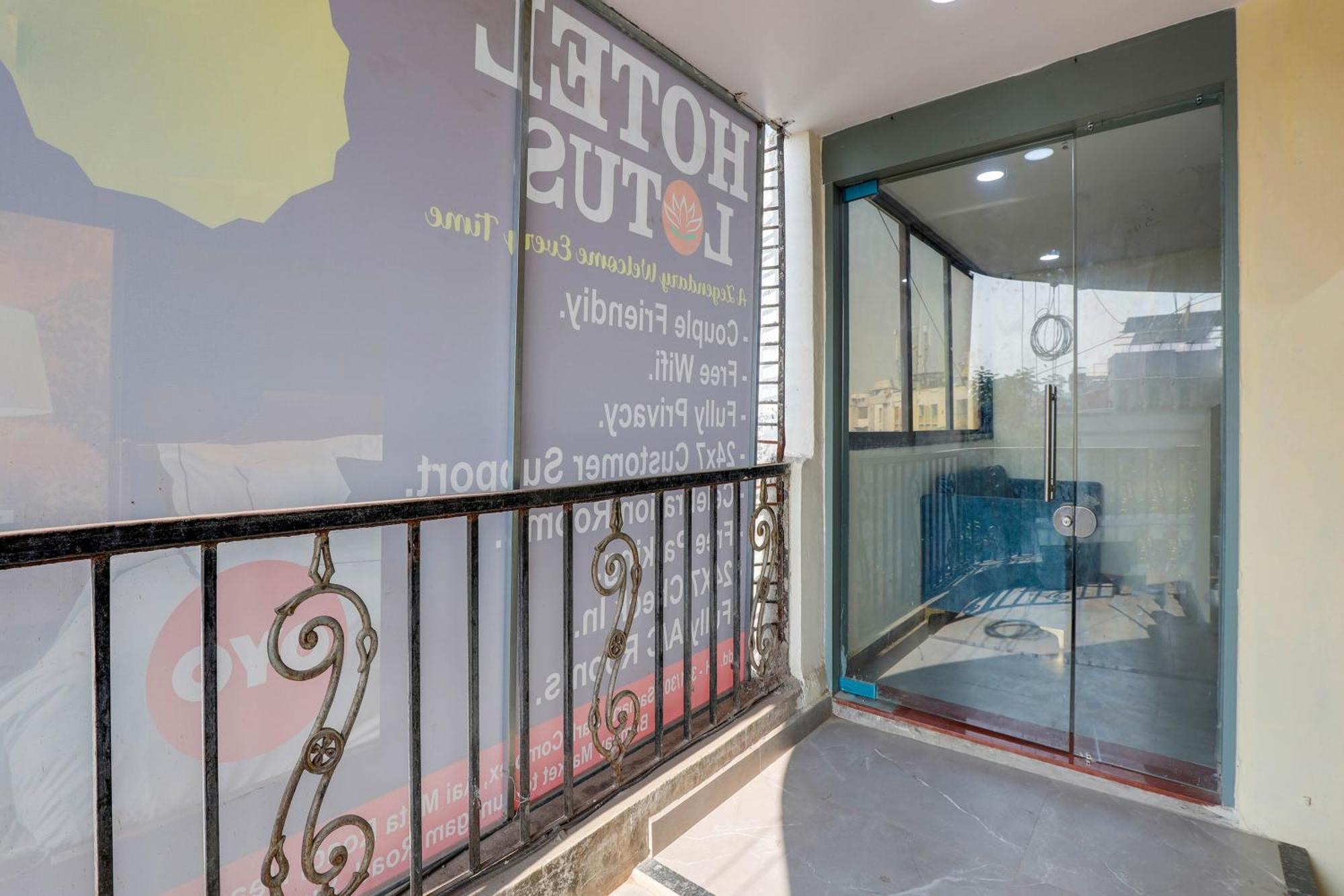 סוראט Hotel O Lotus מראה חיצוני תמונה
